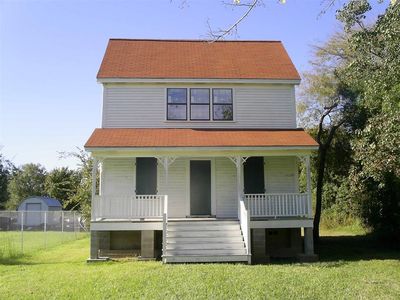 820 Bayridge Rd, La Porte, TX, 77571