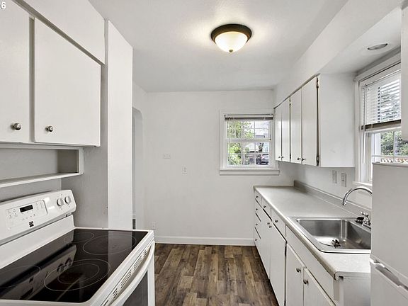 5th image of 4105 E 18th St