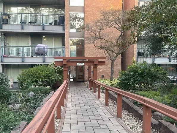 6020 Oakwood Dr APT 2B, Lisle, IL 60532