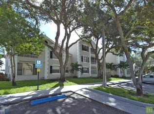2811 N Oakland Forest Dr APT 201, Fort Lauderdale, FL 33309