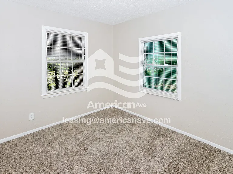 1539333_012_wm_-_bedroom_12896999.jpg