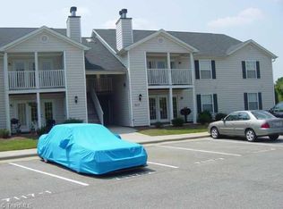 7117 Friendly Ave #G, Greensboro, NC 27410