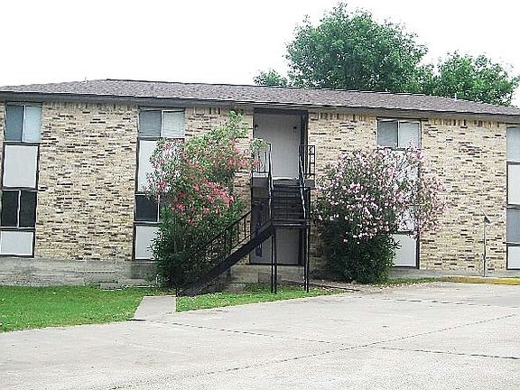 2nd image of 2003 Longmire Ct APT 10