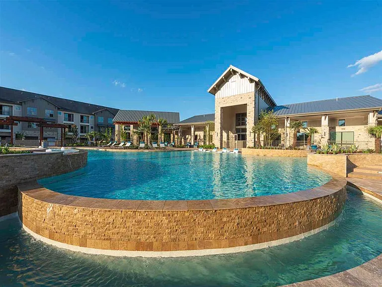 The Pointe at Valley Ranch Town Center — Photo 33
