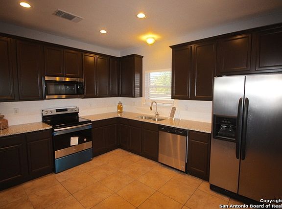 2nd image of 1002 Caprese Ln