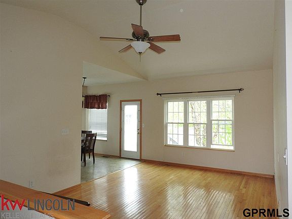 2nd image of 8711 Leighton Ave