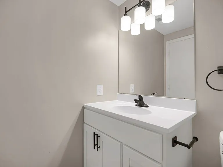 Windtree Apartment Homes — Photo 45