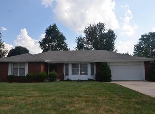 2246 E Raynell St, Springfield, MO 65804