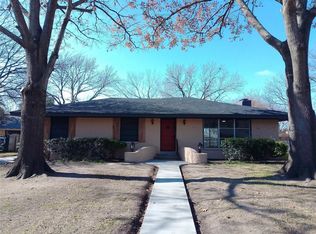 1025 Norton Dr, Mesquite, TX 75149