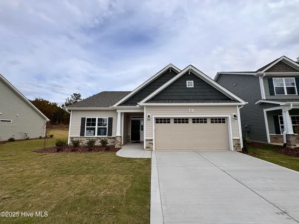 285 Rough Ridge Trail #26, Aberdeen, NC 28315