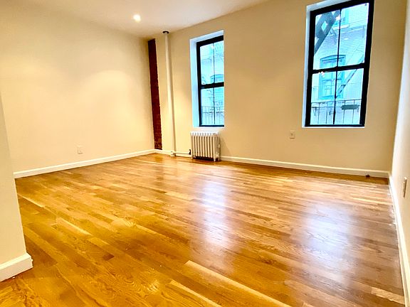 5th image of 519 E 78th St APT 5E