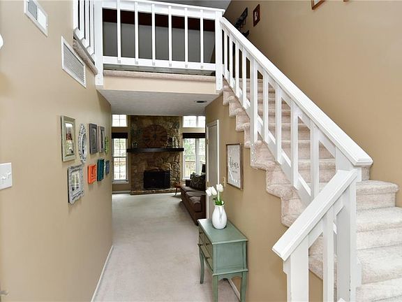 4th image of 4767 Stansbury Ln