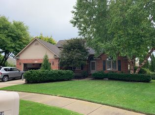 47852 Briar Rose Ct, Macomb, MI 48044
