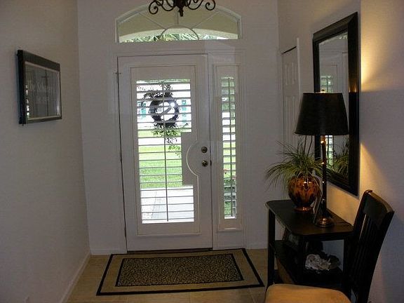 3rd image of 31 Pine Hill Ln