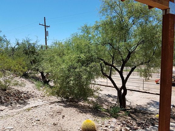 2nd image of 3600 N Camino Sinuoso