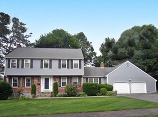 37 Wildon Rd, Wellesley, MA 02482