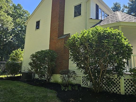 4th image of 226 County Rd