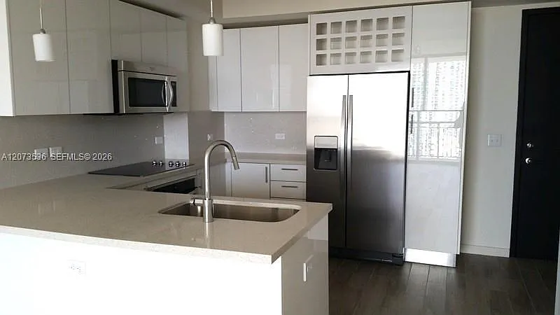 Nine At Mary Brickell Vil — Photo 3