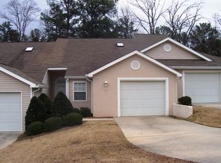 310 Bowen Pl #310, Dalton, GA 30720