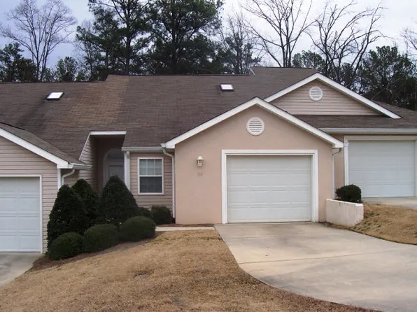 310 Bowen Pl #310, Dalton, GA 30720