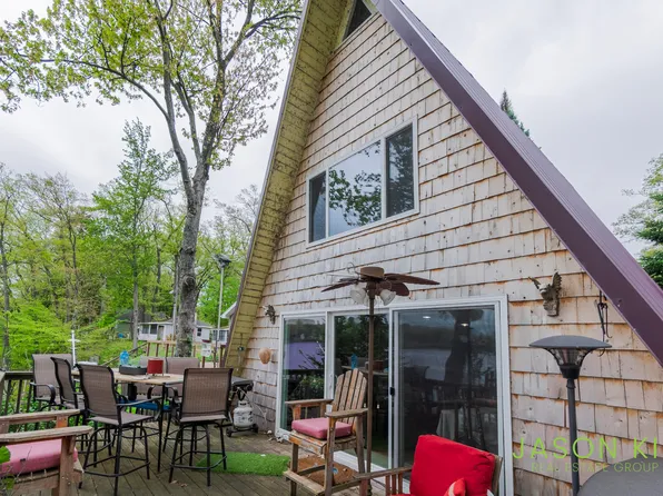 679 W Lincoln Ave, White Cloud, MI 49349