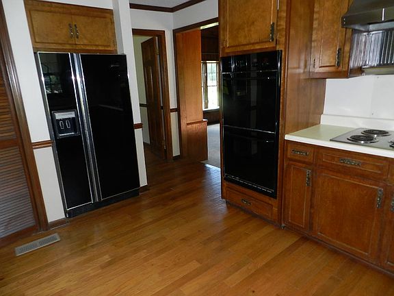 Kitchen Frig., Dbl. Ovens