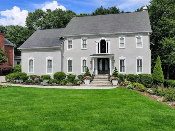 5970 Rachel Rdg, Peachtree Corners, GA 30092