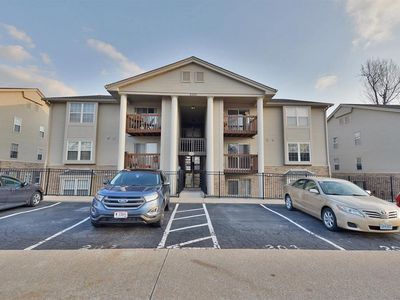 2524 Creve Coeur Mill Rd APT 10, Maryland Heights, MO, 63043