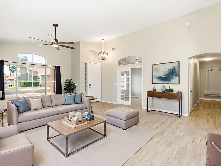 1274 E Lake Dr — Photo 7