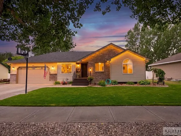 856 Newgate Dr, Ammon, ID 83406