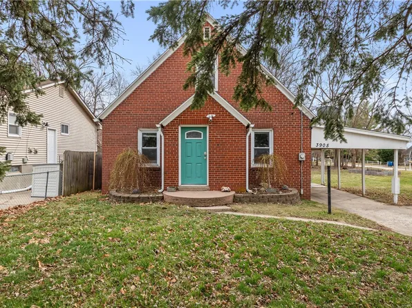 3905 E Douglas Ave, Des Moines, IA 50317
