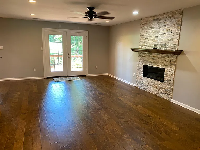 115 E Wedgwood Dr — Photo 10
