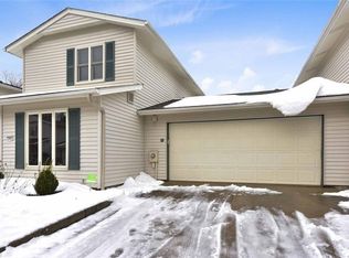 32842 Sandstone Ln, North Ridgeville, OH 44039