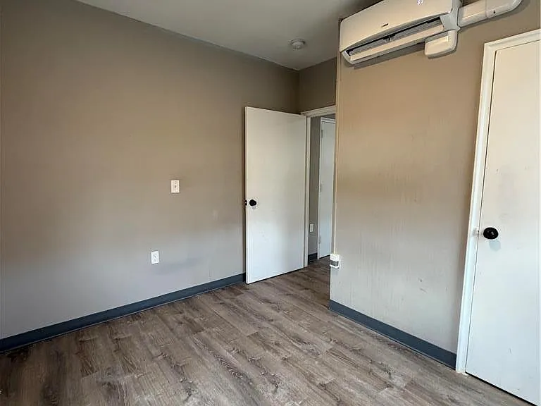 123 N 2nd St #204 — Photo 10