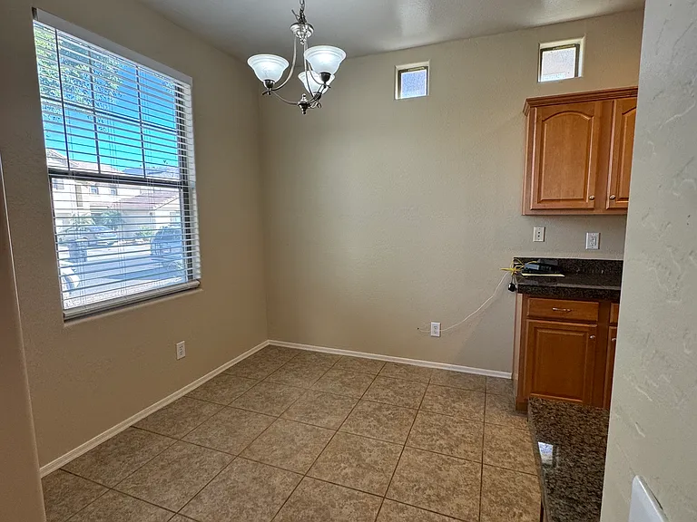 2731 S Cupertino Dr — Photo 14