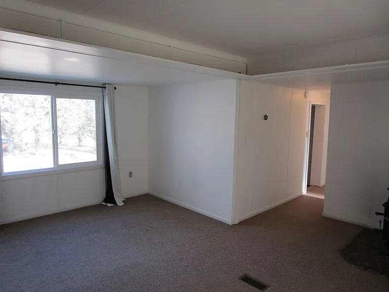 6760 SE Canyon Rd — Photo 6