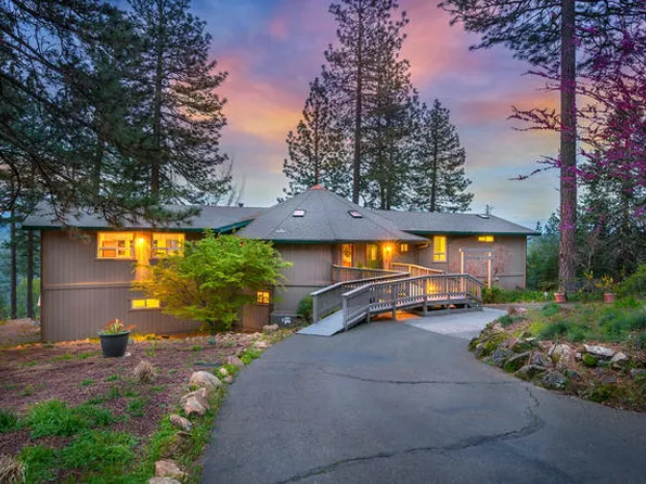 1101 Woodside Ln, Placerville, CA 95667