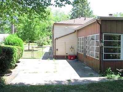 5th image of 487 Shiloh Dr