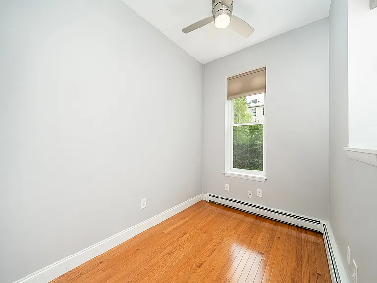 811 Park Ave #2 — Photo 9