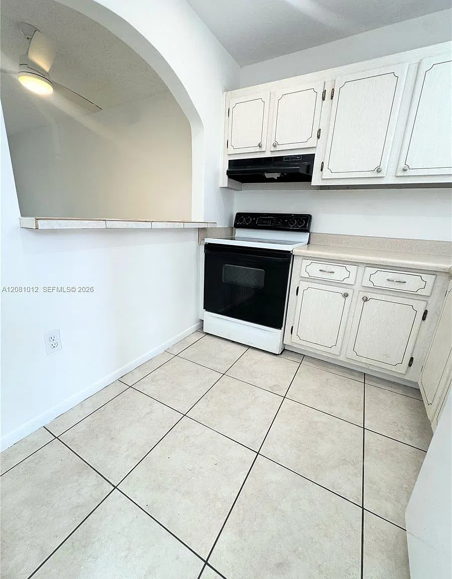 8220 Sunrise Lakes Blvd — Photo 1