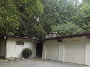 250 Byron Rd, Pittsburgh, PA 15237