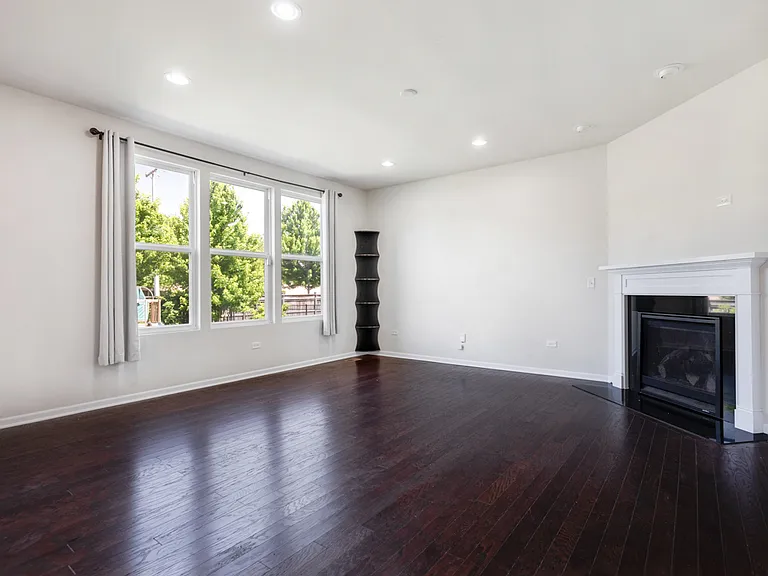 3436 Birch Ln — Photo 3