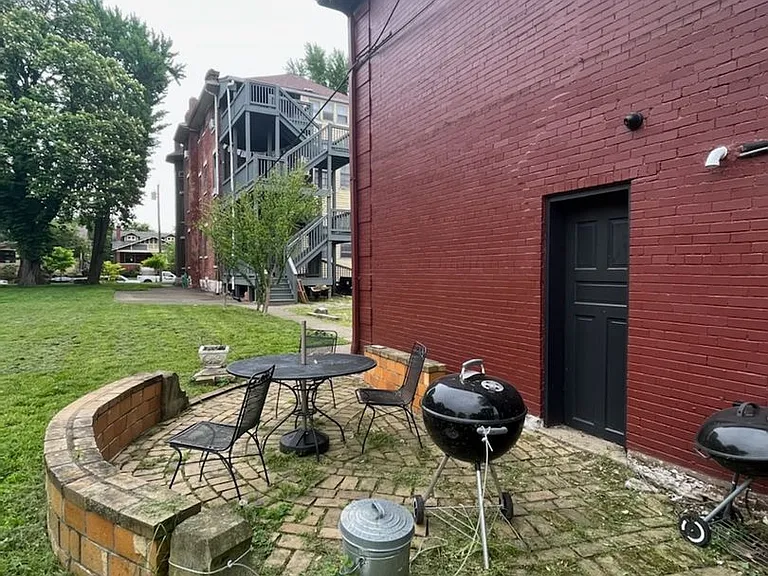 1382 S. First St — Photo 31