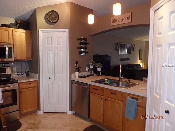 3rd image of 3957 Warbler Dr