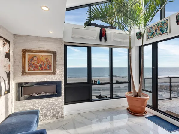 91-16 Shore Front Parkway image 2 of 9