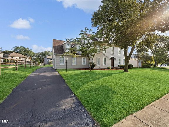 2nd image of 7716 Pope Run Ln