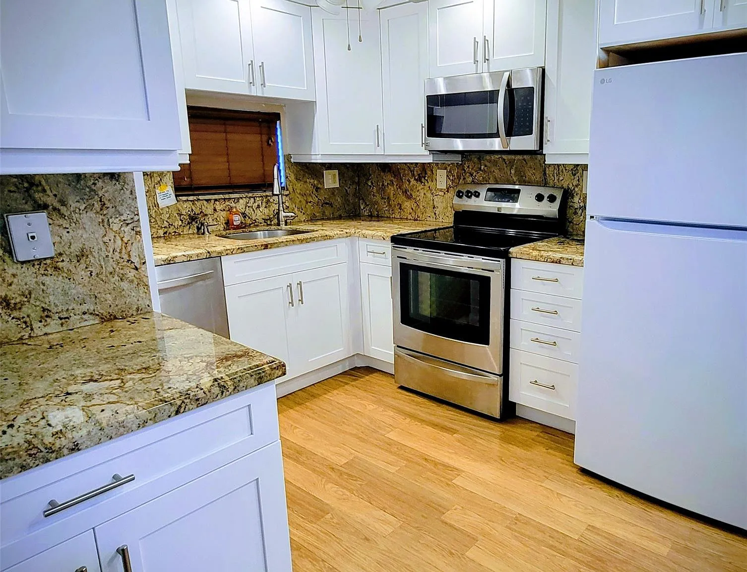 2 bed, 2.0 bath, 1170 sqft, $1,850 — Photo 1