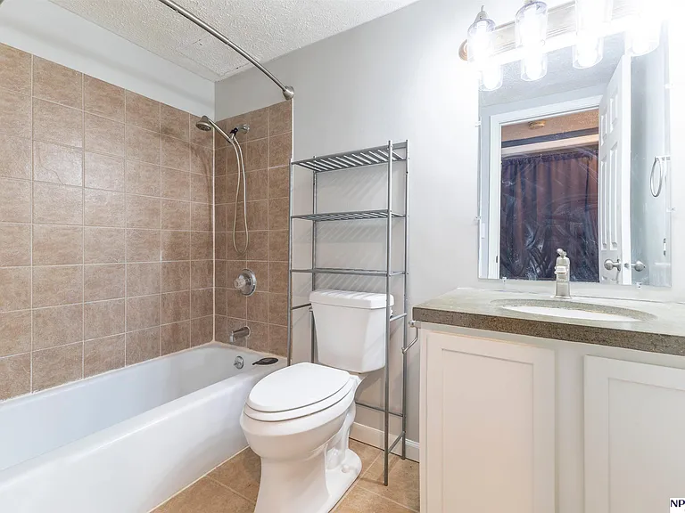 105 N 31st Ave #701 — Photo 9