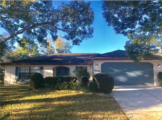 7508 Holiday Dr, Spring Hill, FL 34606