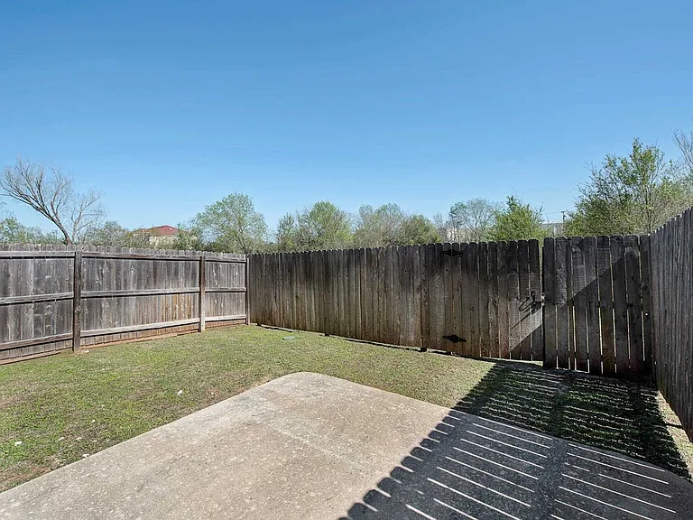 503 Forest Dr — Photo 30